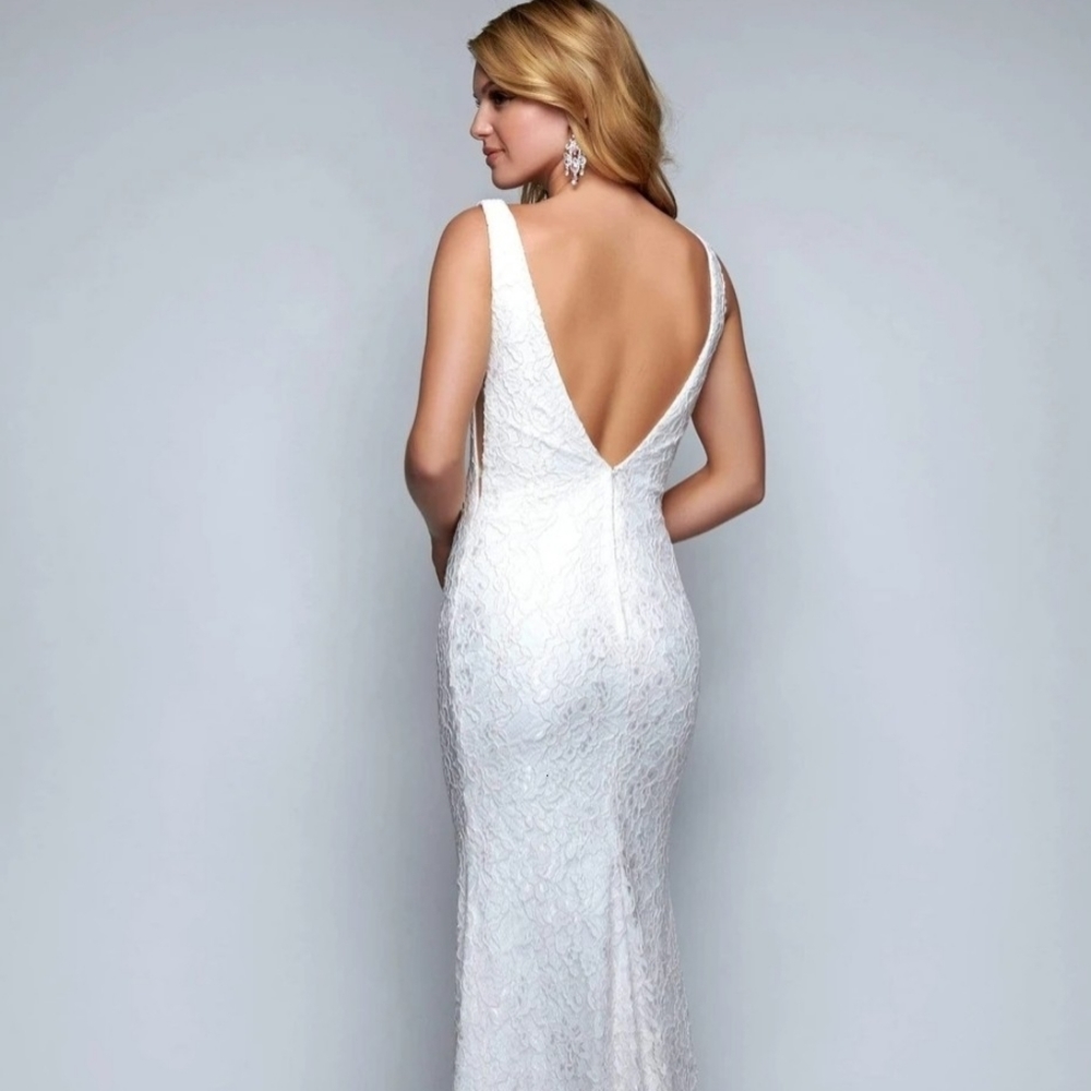 Nina Canacci lowback wedding dress